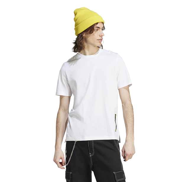 adidas Sportswear City Escape Split-Hem T-Shirt