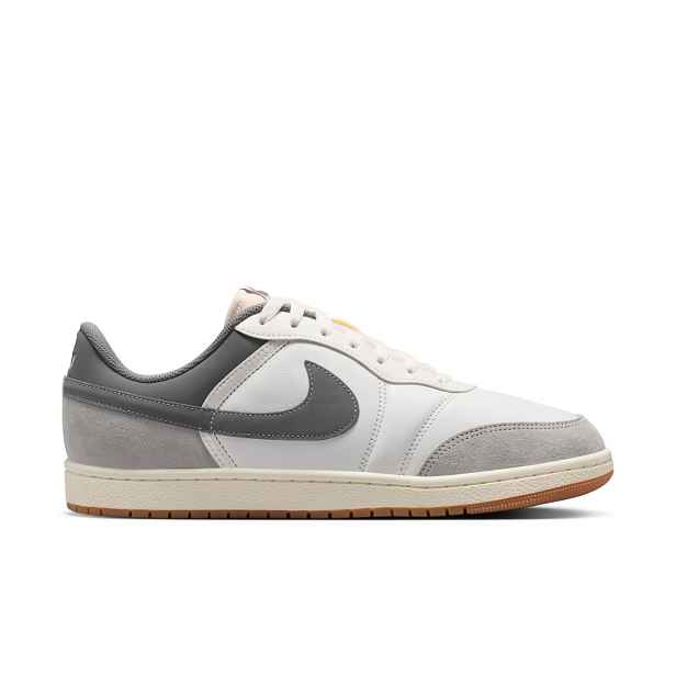 Air Jordan Skyline Low LE
