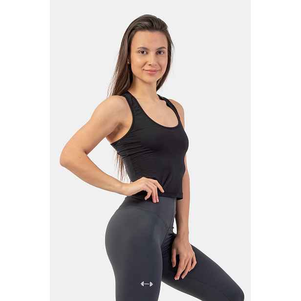 Nebbia Sportovní slim-fit crop tílko 422
