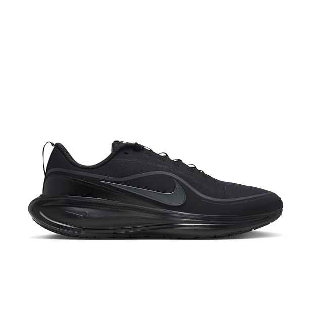 Nike Revolution 8 Utility