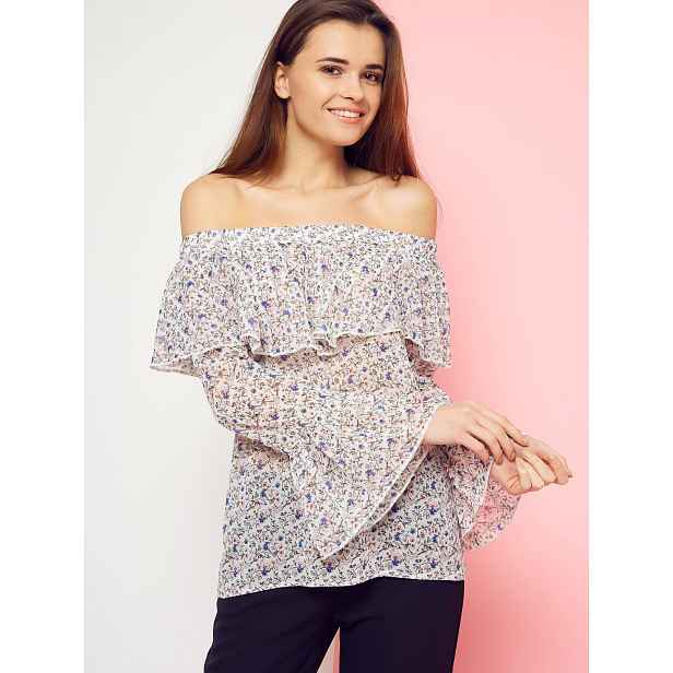 Floral blouse with carmen neckline Cocomore Boutiqe
