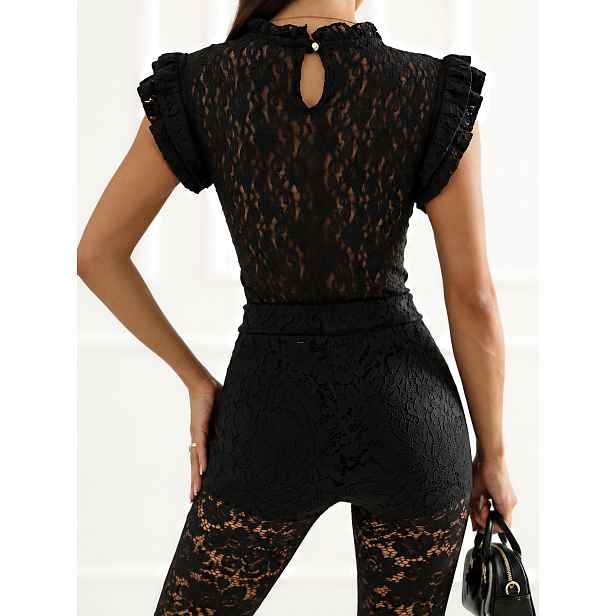 krajkové body s volány