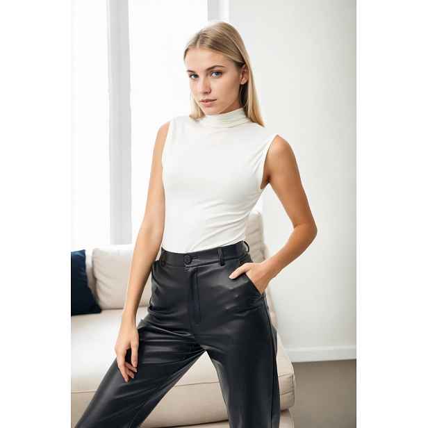 18697 Dewberry Sleeveless Women Blouse