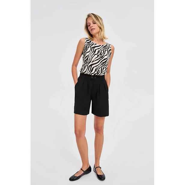 Marisse Shorts With Pockets