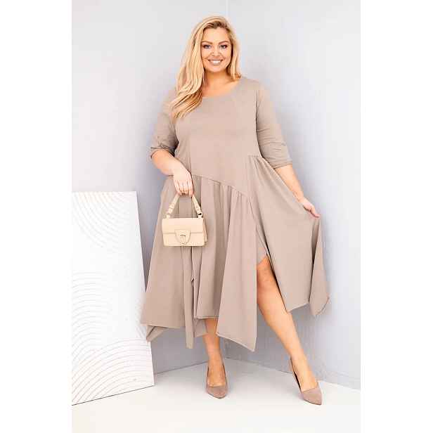 Dámské plus size šaty s asymetrickým lemem
