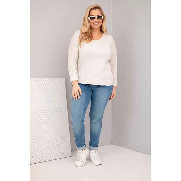 Kesi Plus Size top s výstřihem do V a delším hřbetem