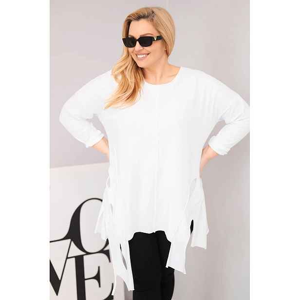 Plus size halenka s asymetrickým lemem