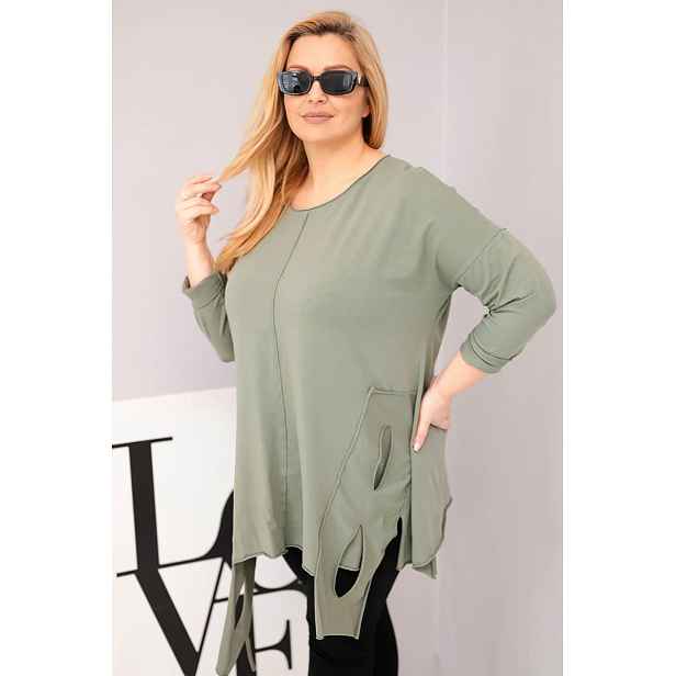 Plus size dámská halenka s asymetrickým lemem