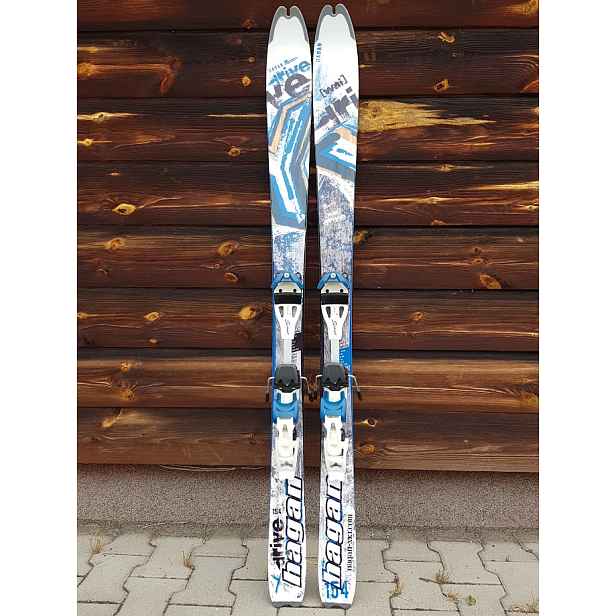 Použitý skialpový set Hagan Drive + vázání Diamir Scout 11 / + pásy Hagan Délka: 154 cm
