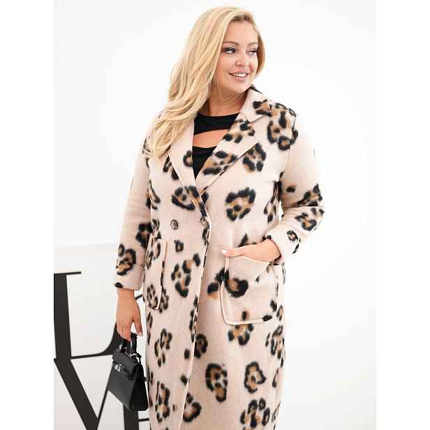 Ženský plus size kabát s leopardím vzorem